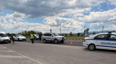Тежка верижна катастрофа е блокирала столичното Челопеченско шосе Има загинал