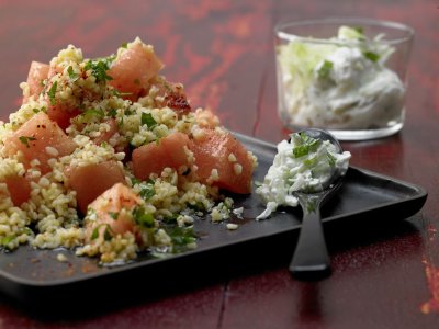 Продукти700 г диня или друг сочен плод по избор60 г