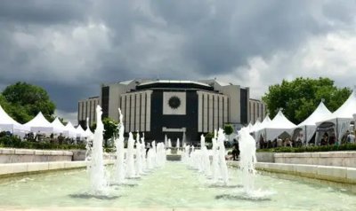 НДК отговори на културния министър: Дружеството работи на печалба