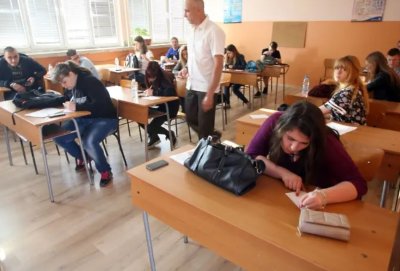 МОН отчете: За 2 дни държавните училища получиха над 1 млн. евро 