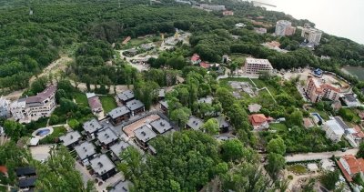 Собствениците в &bdquo;Баба Алино&ldquo; - с петиция за спиране на събарянето на незаконните сгради