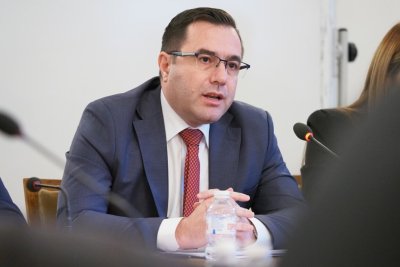 Шефът на КЕВР: Поскъпването на тока ще е заради по-високата цена на борсата
