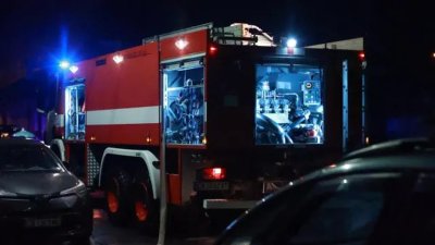 Пожар в изоставена къща край София вдигна на крак столичните