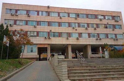 Болници са със задължения милиони евро, директорите им със заплати по 15 000 евро