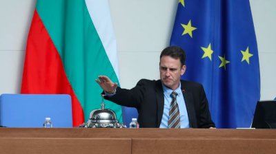 Най вероятно ще се наложи да се тегли външен дълг