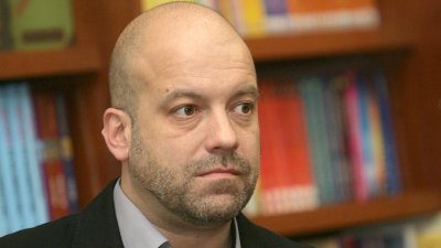 Писателят и сценарист Иво Сиромахов привлече вниманието в социалните мрежи