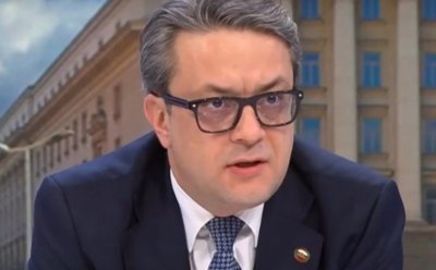 Биков: Говорихме си на български с шефа на финландския парламент 