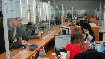 Държавните чиновници вече ще плащат осигуровки планират управляващите от Прогресивна