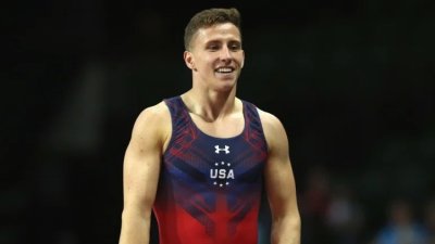 Известен наш спортист публично призна, че е гей