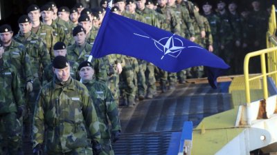 НАТО отряза турски журналисти за срещата на върха в Анкара 