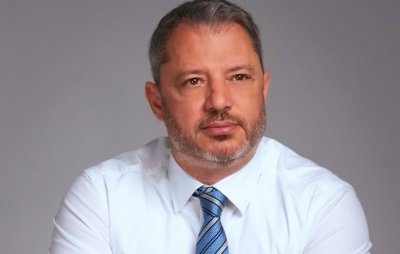 След оттеглянето от парламента: В ГЕРБ вече виждат Делян Добрев на "Дондиков" 2?