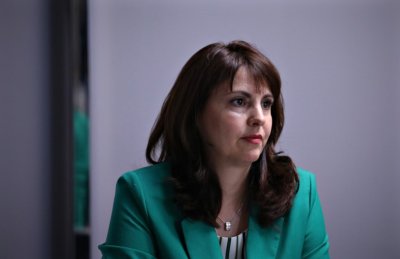БОМБА: Уволняват трудовите аташета - всички консултации минават онлайн