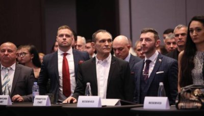 Черепа разпусна партията си, вече си има ПБ