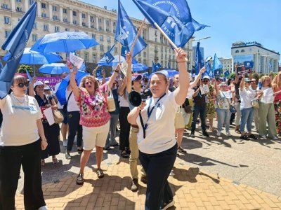 Да се отмени Закона за държавния служител ако бъдат приети