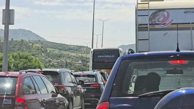 Най-после: Спират ремонтите по пътищата за морето и Гърция