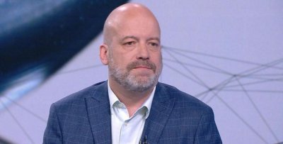 Иво Сиромахов към летовниците: След плажа не е редно да имате претенции към депутатите