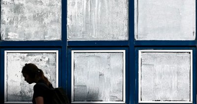Бабини средства срещу жегите: Французите мажат прозорците с тебешир, а англичаните с кисело мляко