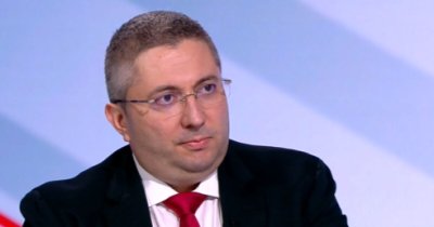 Николай Нанков отговори на Радев за мантинелите: Няма поръчка за 1 млрд. евро, а за 490 млн. и не е спряна 