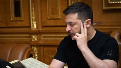 Зеленски е пратил мирно предложение на Путин?