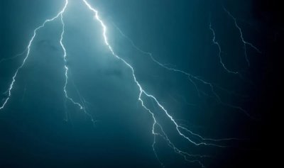 Мълния рани няколко души в увеселителен парк в Южна Швеция