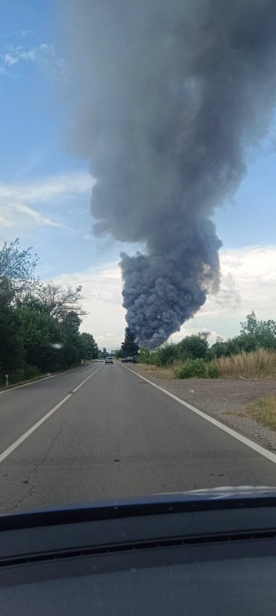 Батерии са причинили пожара на "Екобулпак" в Банкя (ВИДЕО)