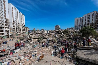 Над 3300 са загиналите след мощните трусове във Венецуела