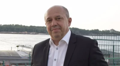 Почина Роберт Радославов