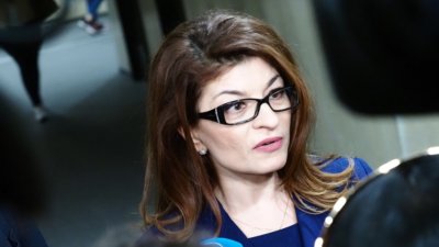 ЧЕРНО НА БЯЛО: Десислава Атанасова не е напускала Турция в източна посока 