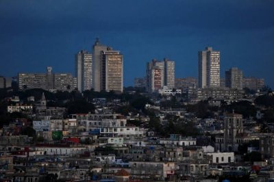 Куба остана без ток