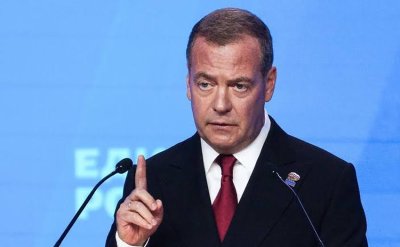 Заместник председателят на Съвета за сигурност на Русия Дмитрий Медведев заяви че
