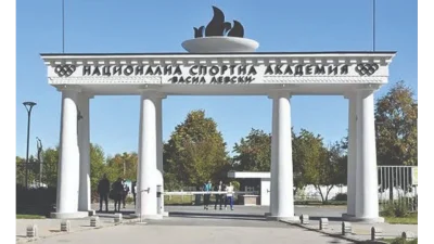 Зрее недоволство: Ректори се цепят във втори "Синод"