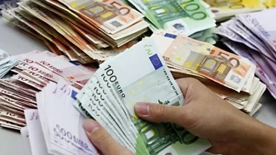 НАП пресметна: Мафията "клъвна" 126 млн. евро от бюджета
