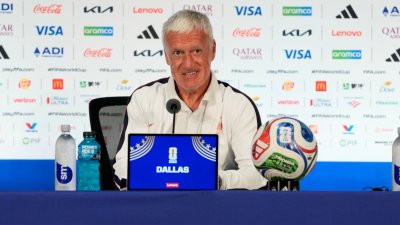 Франция за първи път ще играе мач от мондиал на своя национален празник