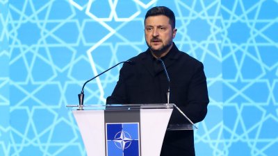 Зеленски още умува кого да направи военен министър 