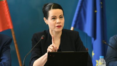Министърката на здравеопазването Катя Ивкова призна за основни пропуски в