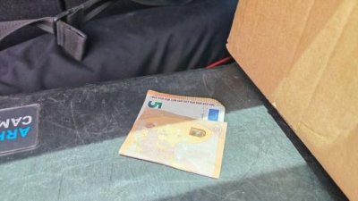 Пиян шофьор на камион опита да подкупи полицаи