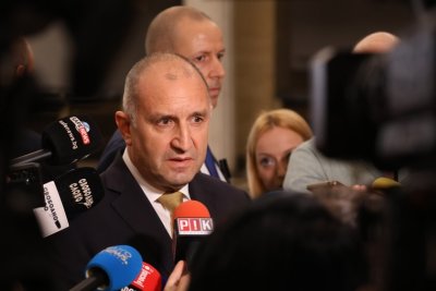 Радев: България не е поемала нови ангажименти към Украйна
