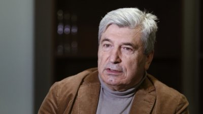 Радев - слуга на ядрения шантаж на Кремъл