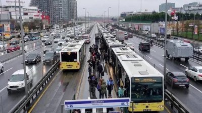 Билетите за градския транспорт в Истанбул и такситата поскъпват с