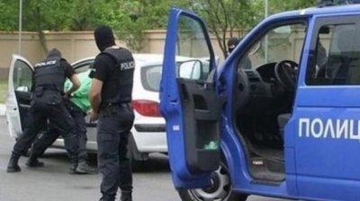 Столични полицаи разкриха голямо количество синтетична дрога в "Горубляне"