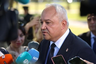 Демерджиев отговори на атаките: Нямам къщи в Гърция, но много хора имат имоти на огромни стойности