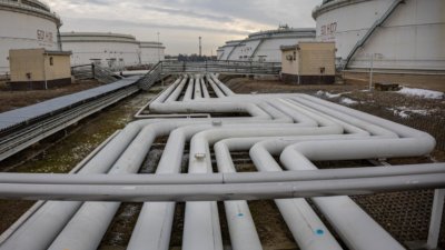 Oт вчepa Kaзaxcтaн нe изпpaщa пeтpoлa cи пo ĸлючoв тpъбoпpoвoд