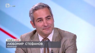 Любомир Стефанов за Радев: Едната ръка не знае какво прави другата