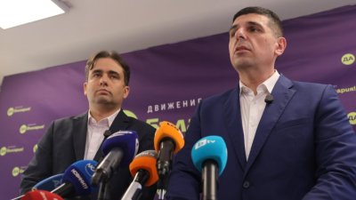 Божанов иска КСНС: Радев ни плаши с ядрени бомби!