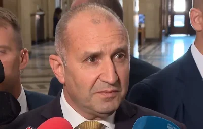 ИЗВЪНРЕДНО: Радев на среща с &bdquo;Райнметал&ldquo; за барутния завод