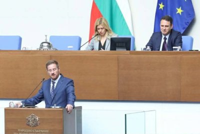 11 министри отговарят на депутатски въпроси