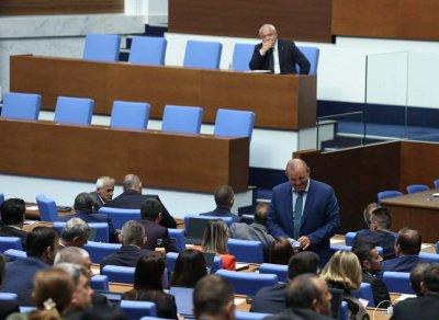 Лют дебат за новия-стар шеф на ДАНС в НС: Има ли дела на трупчета за Пламен Тончев и сина му?