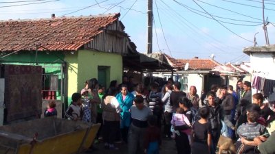 Гърмен потъна в страшна смрад 
