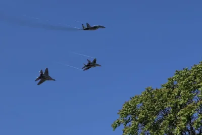  МО иска да купи изтребители "Грипен" и Ф-16 на старо