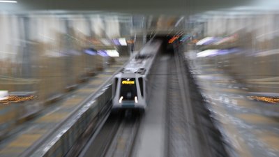 Пускат четири нови метровлака 